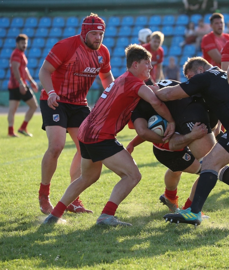 Подрезов Владимир: "Есть много фильмов и сериалов, которые я давно собирался посмотреть, иногда играю в PS4, немного изучаю английский"